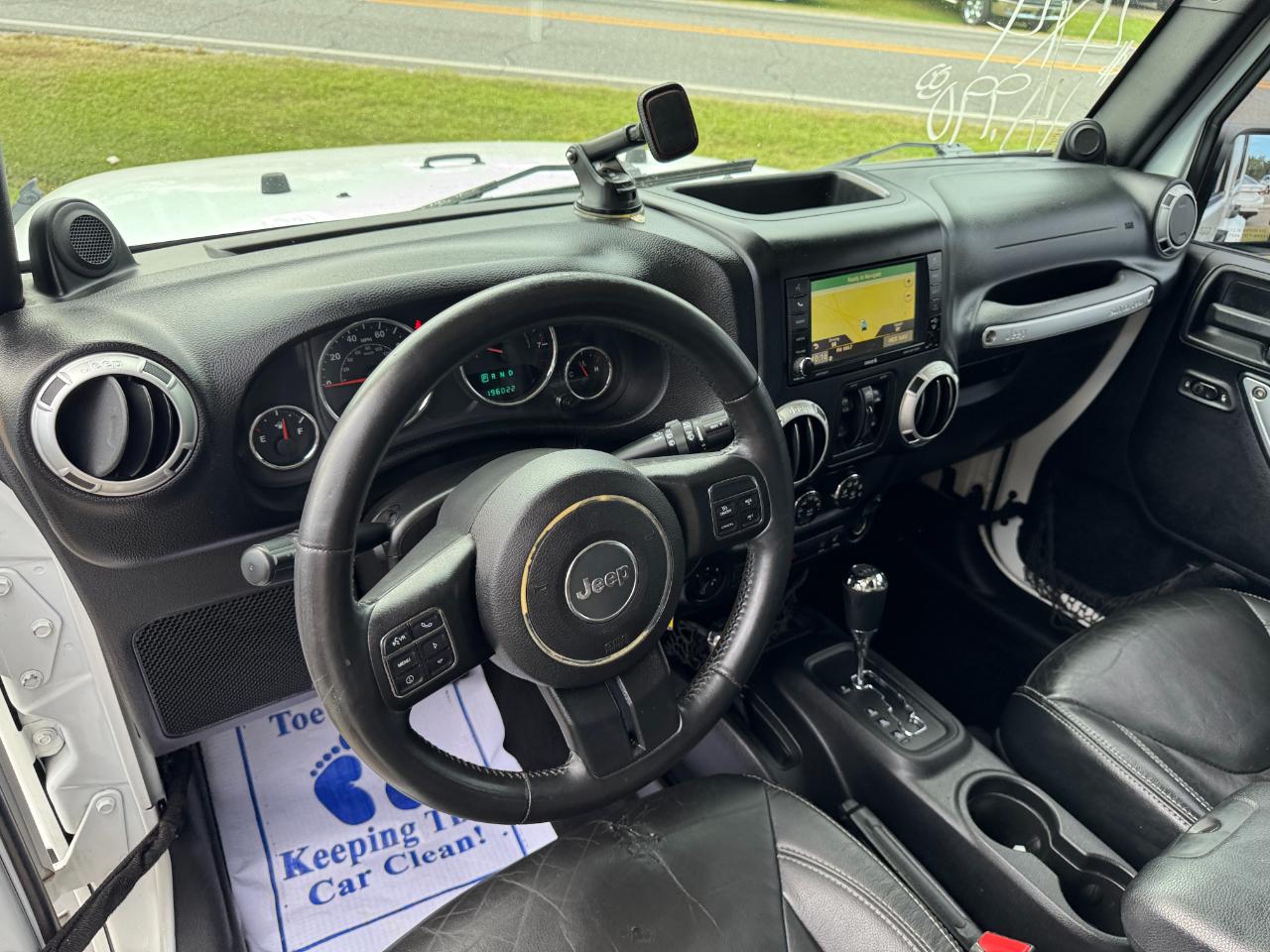 Jeep Wrangler Unlimited Sahara 4WD 2014