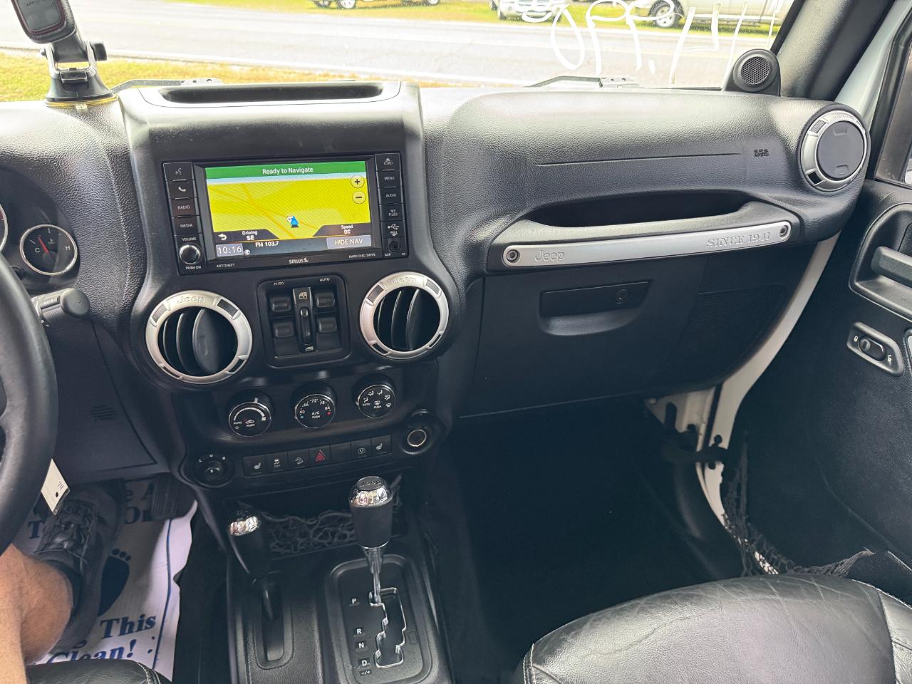 Jeep Wrangler Unlimited Sahara 4WD 2014