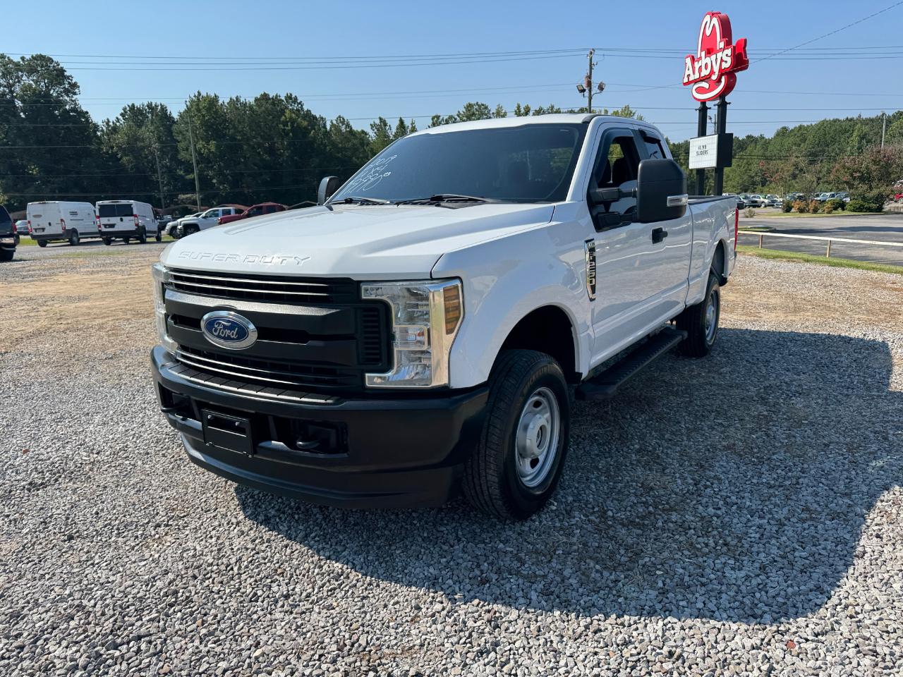 Ford F-250 SD XL SuperCab 4WD 2019