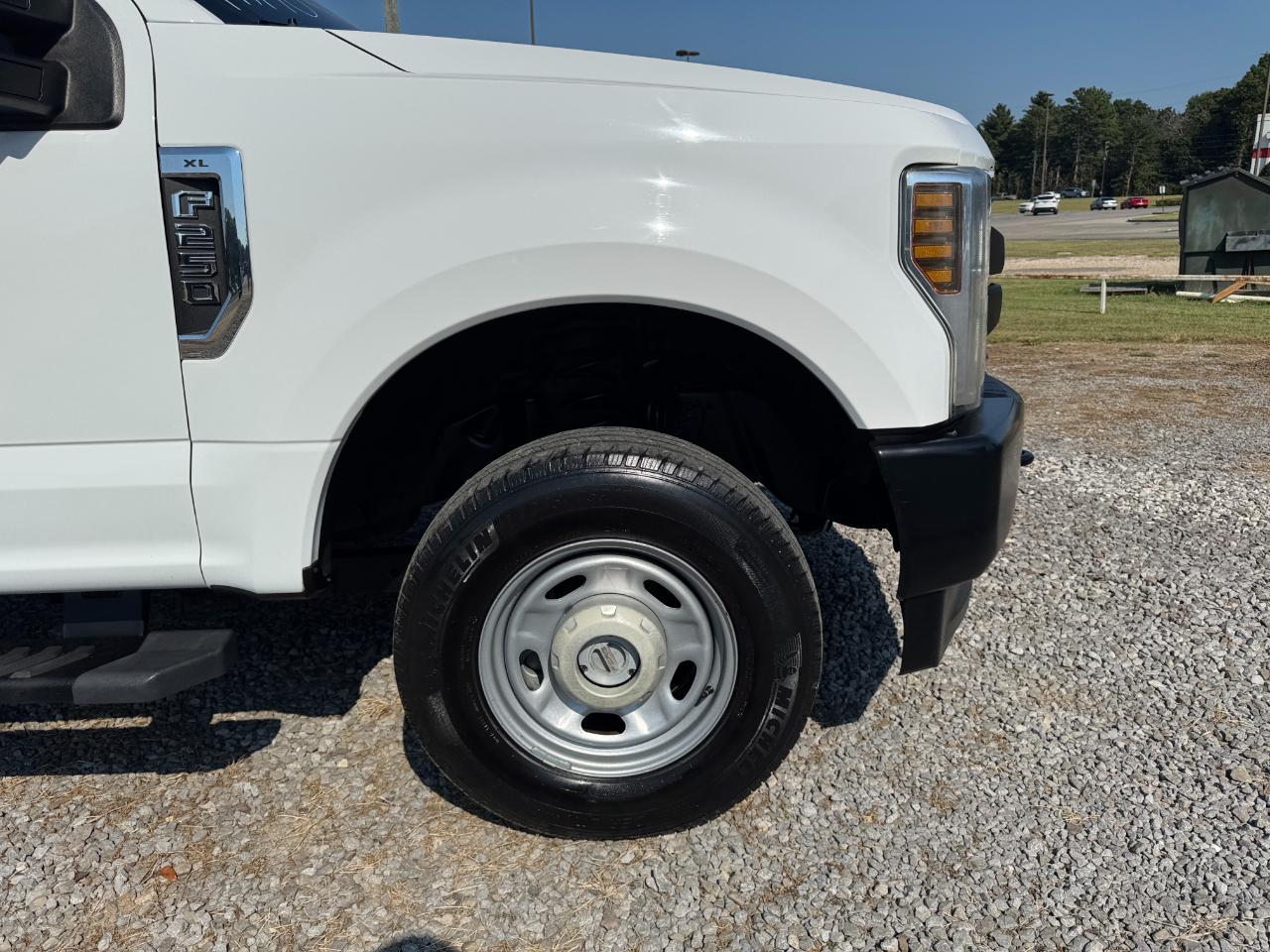 Ford F-250 SD XL SuperCab 4WD 2019