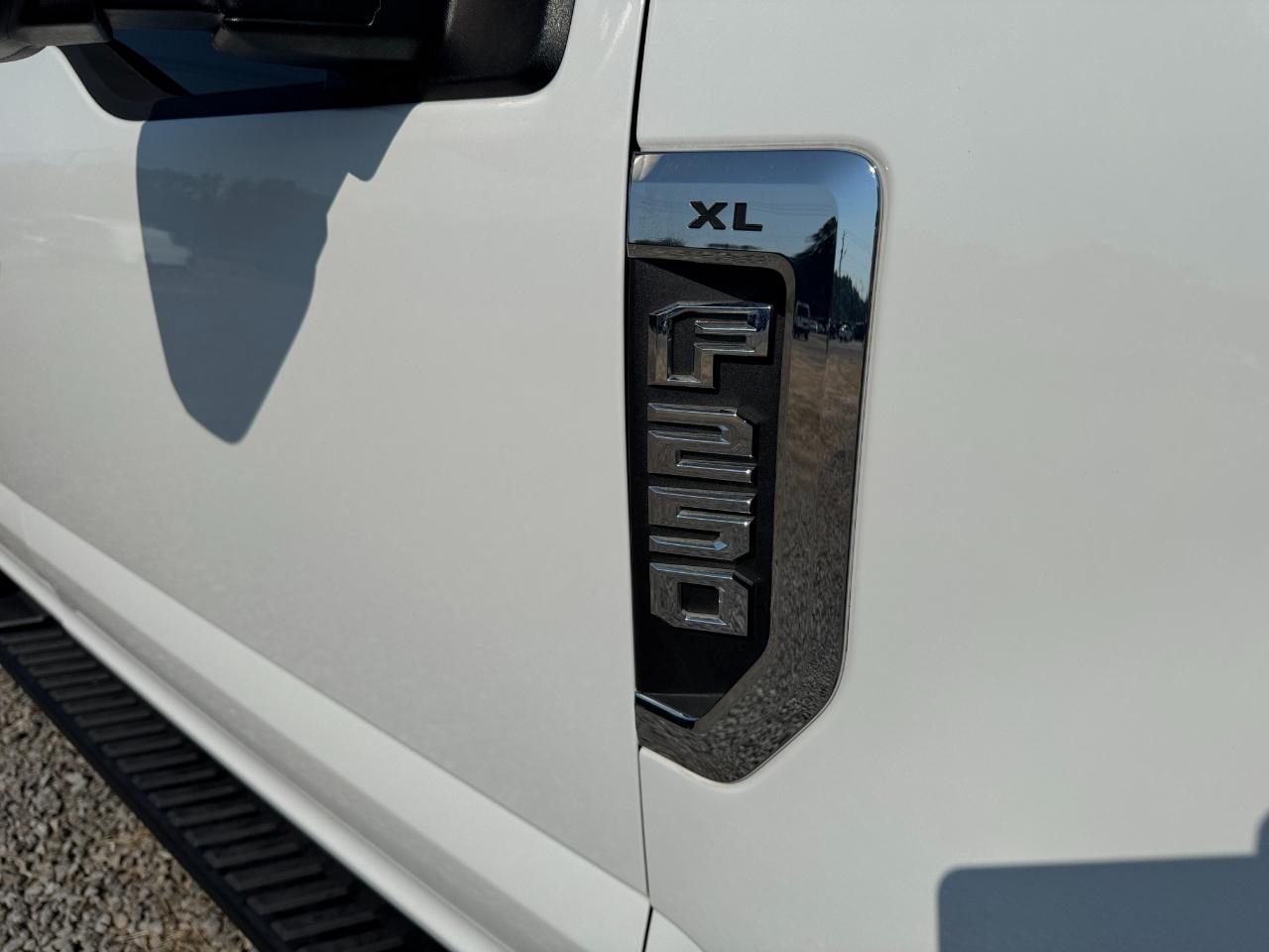 Ford F-250 SD XL SuperCab 4WD 2019
