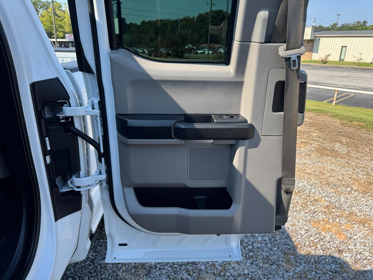Ford F-250 SD XL SuperCab 4WD 2019
