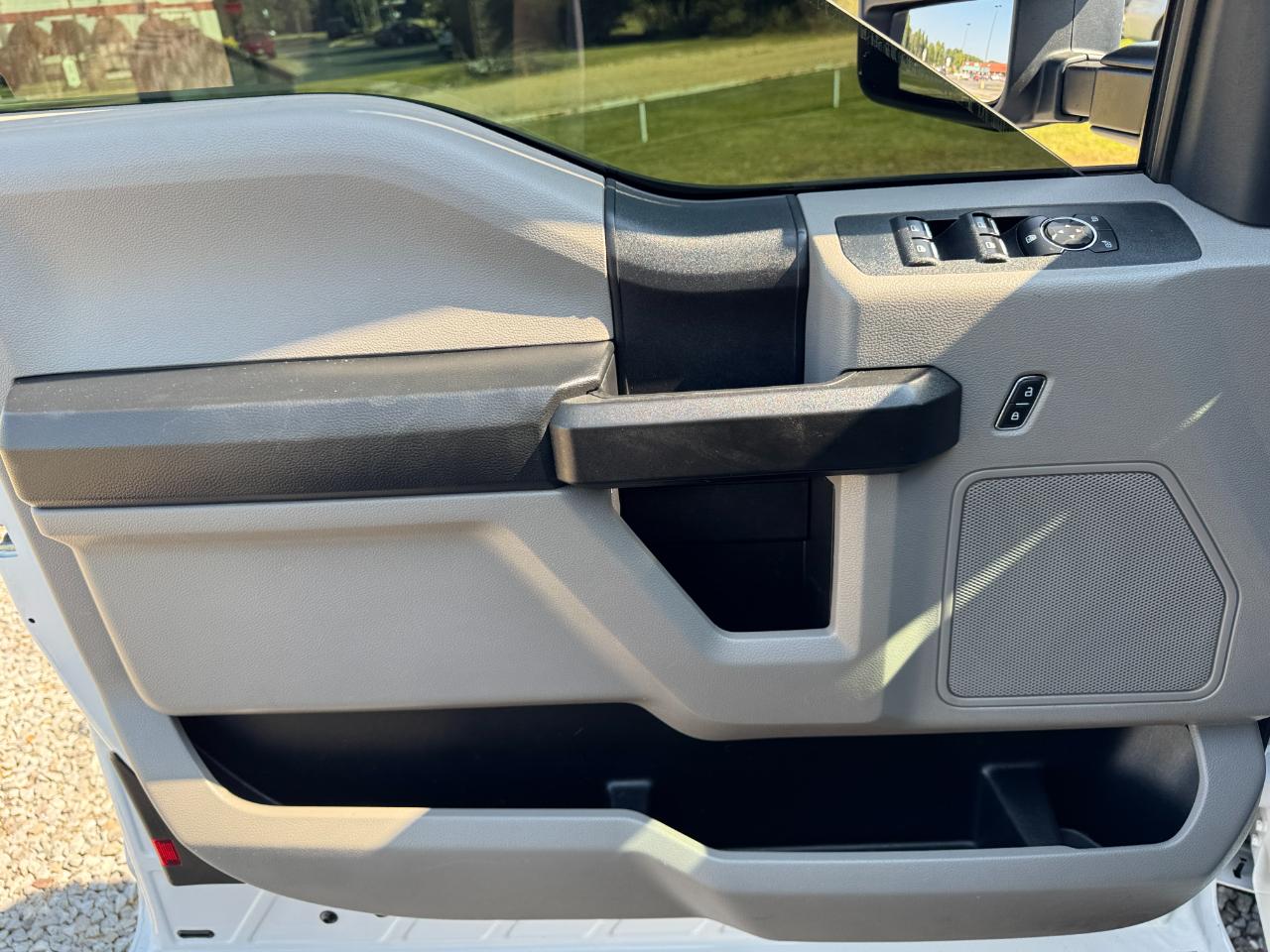Ford F-250 SD XL SuperCab 4WD 2019