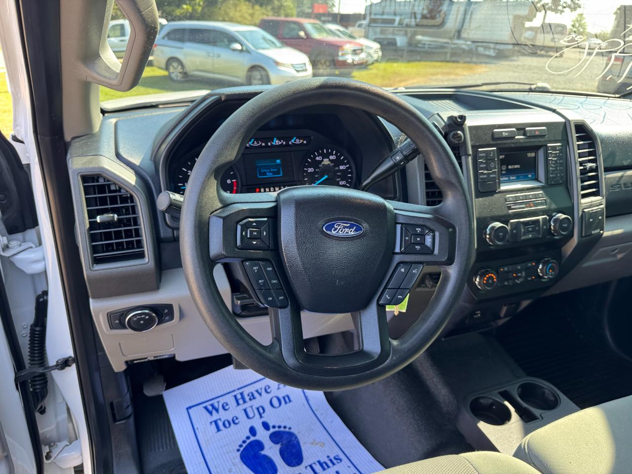Ford F-250 SD XL SuperCab 4WD 2019