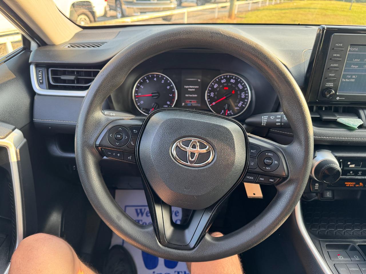Toyota RAV4 LE 2020