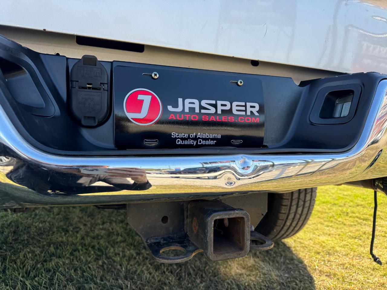 RAM 1500 SLT Crew Cab SWB 4WD 2016