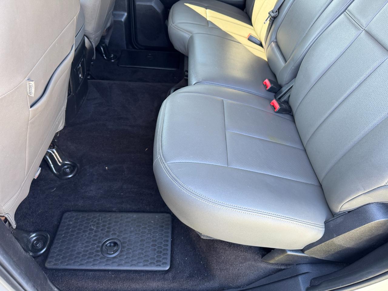 RAM 1500 SLT Crew Cab SWB 4WD 2016