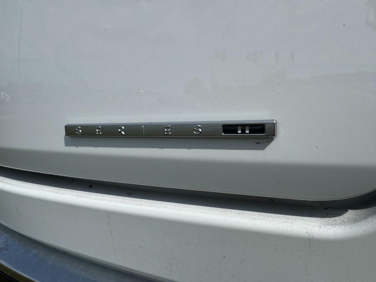 Jeep Wagoneer Series II 2024