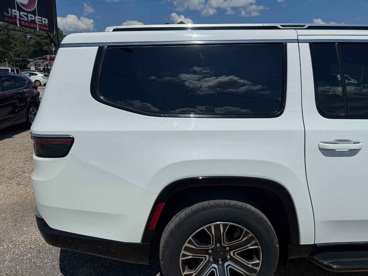 Jeep Wagoneer Series II 2024