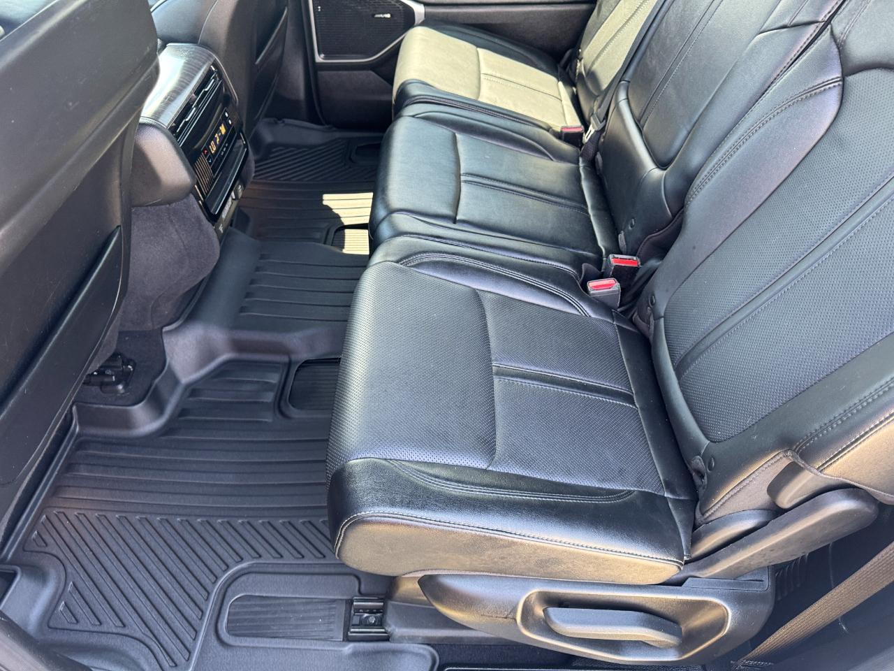 Jeep Wagoneer Series II 2024