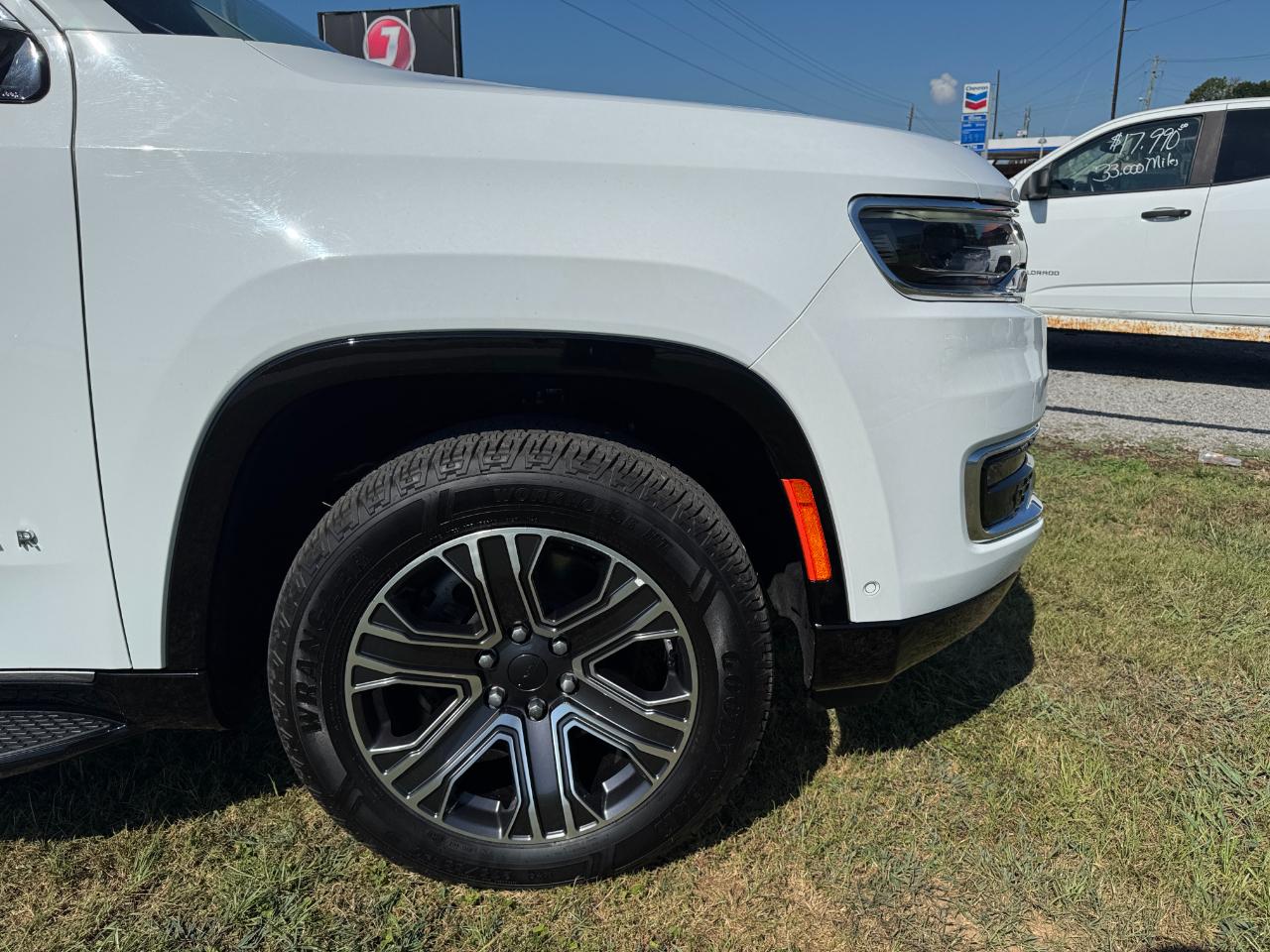 Jeep Wagoneer Series II 2024