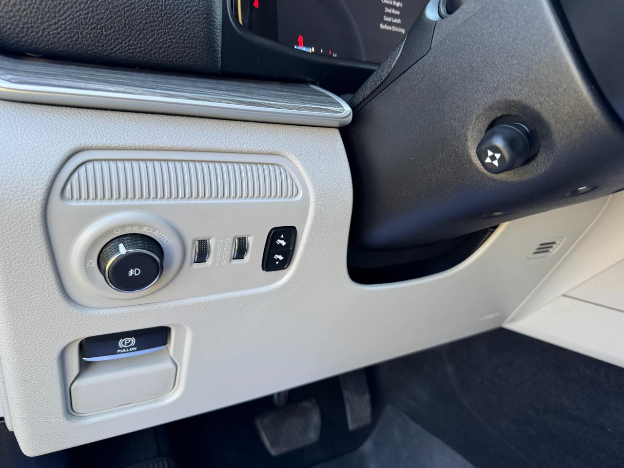 Jeep Wagoneer Series II 2024