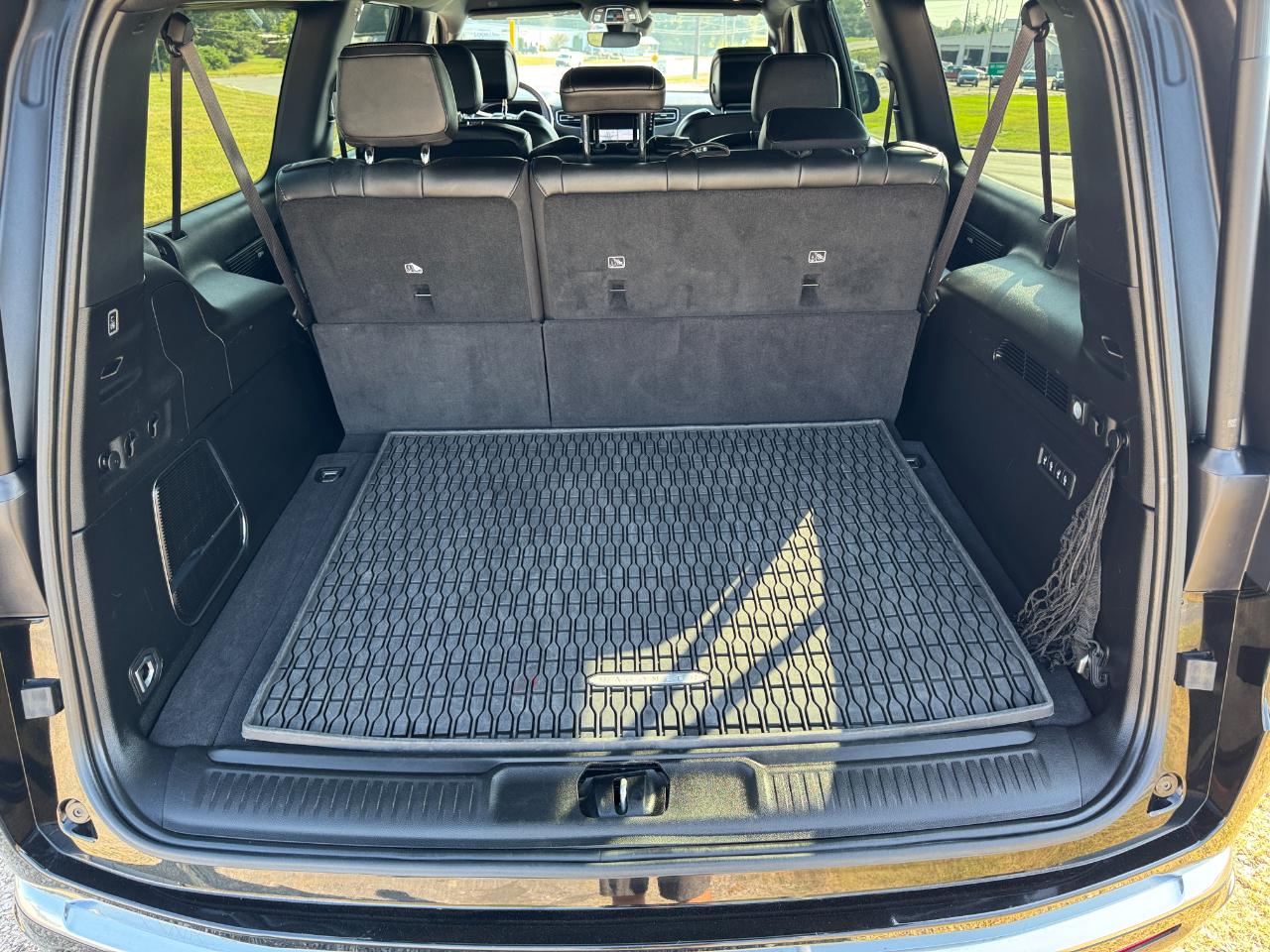 Jeep Wagoneer Series II 2024