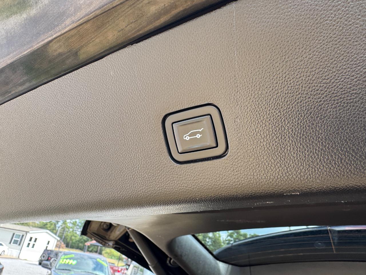 Chevrolet Traverse LT Cloth FWD 2021