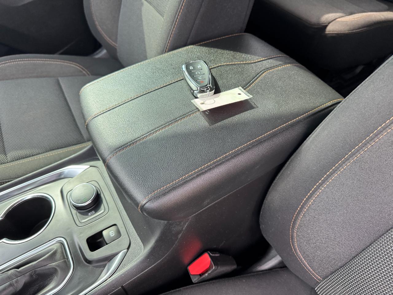Chevrolet Traverse LT Cloth FWD 2021