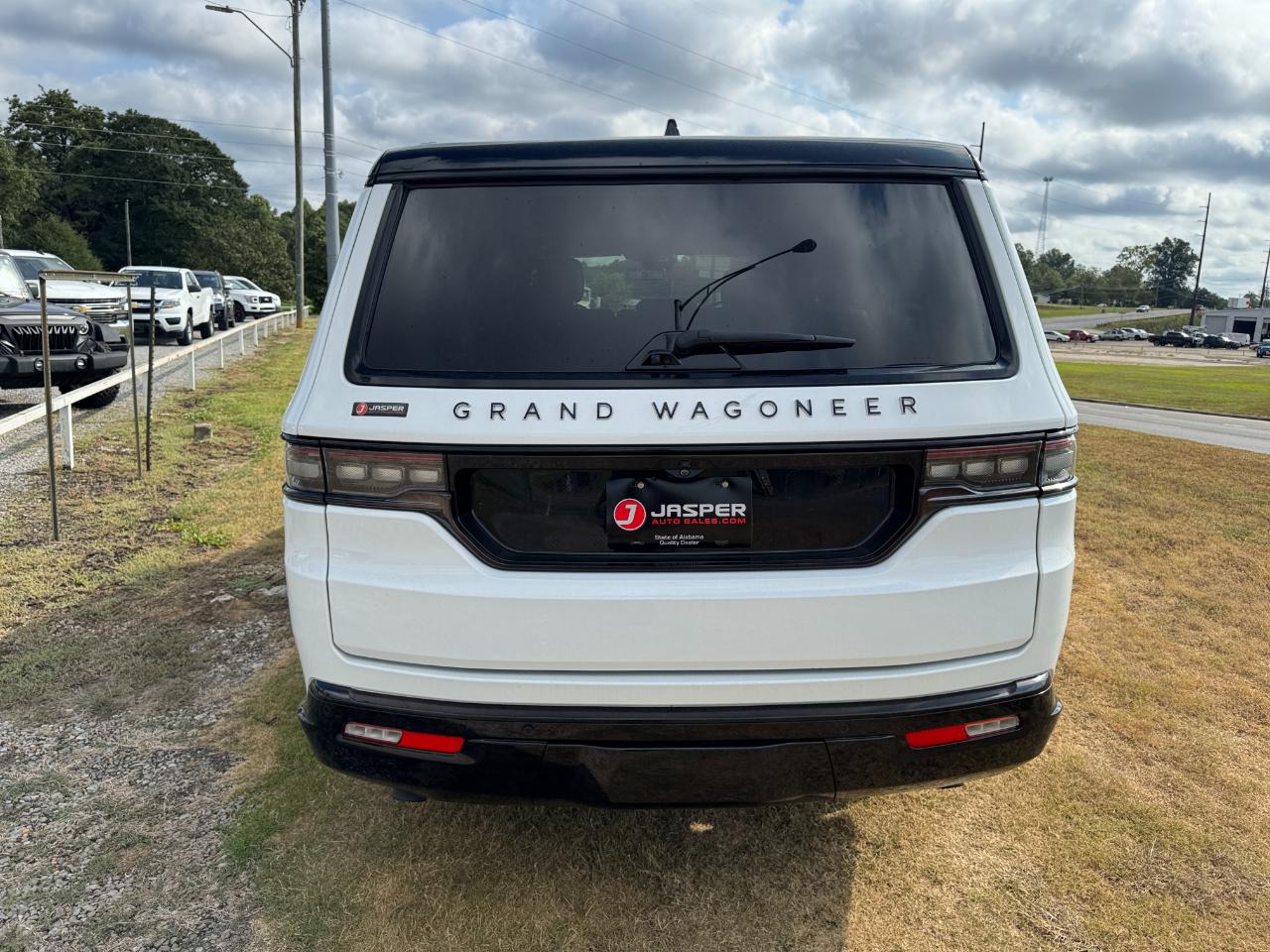 Jeep Grand Wagoneer Series II 4WD 2024