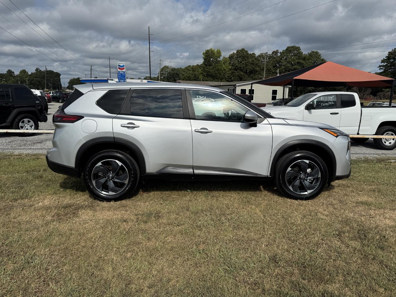 Nissan Rogue SV AWD 2025