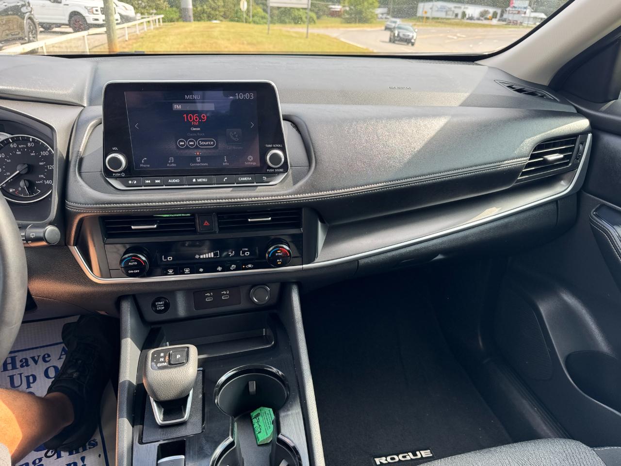 Nissan Rogue SV AWD 2025