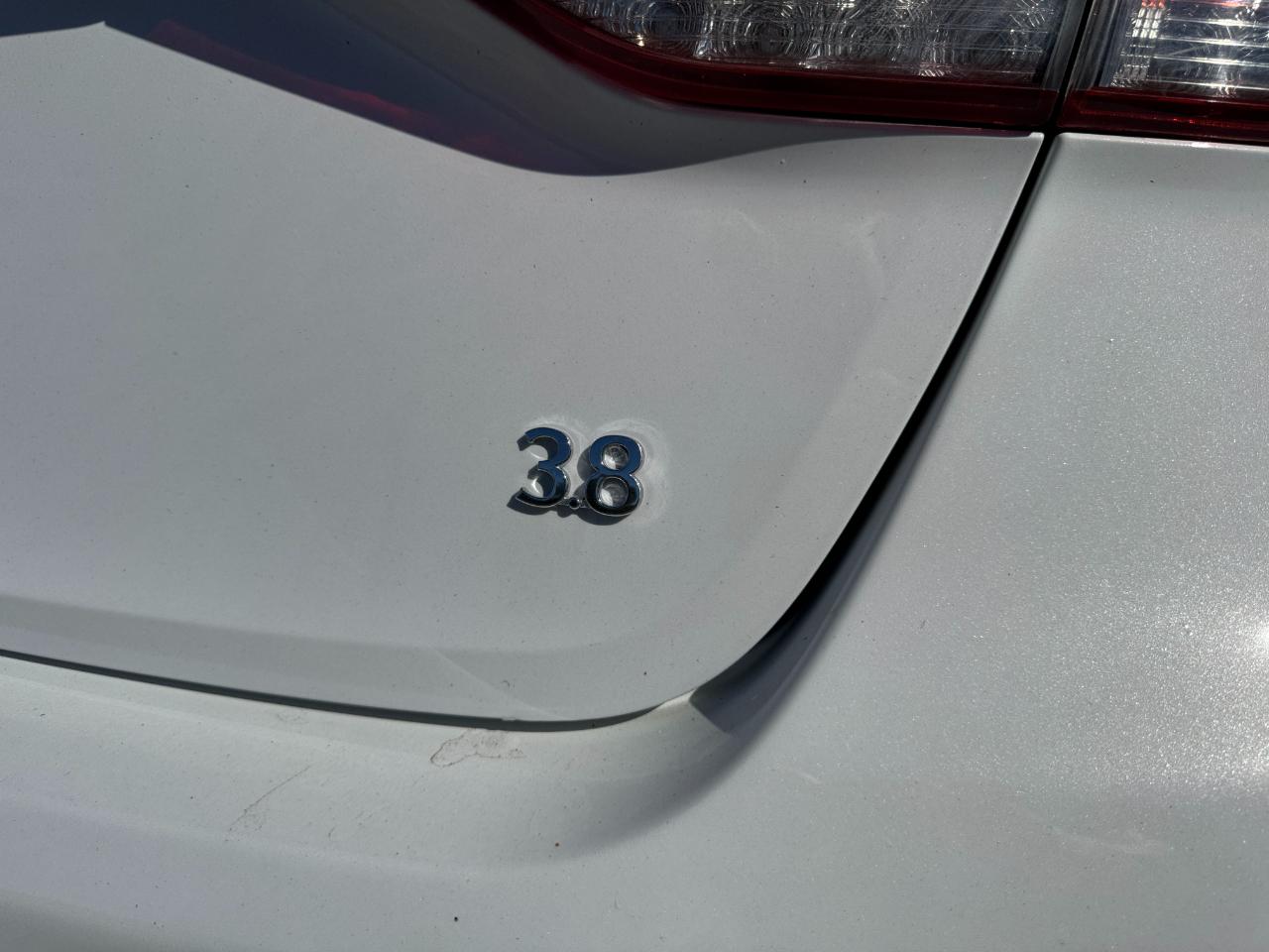 Hyundai Genesis 3.8L 2015