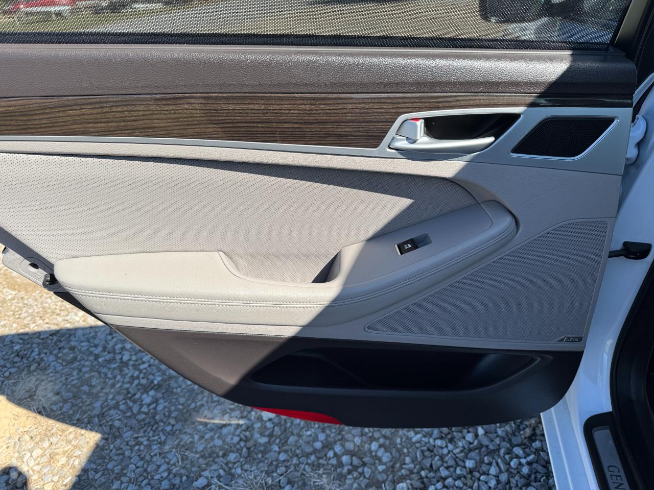 Hyundai Genesis 3.8L 2015