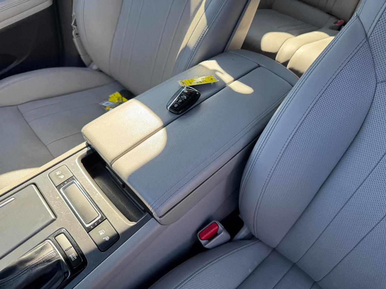Hyundai Genesis 3.8L 2015