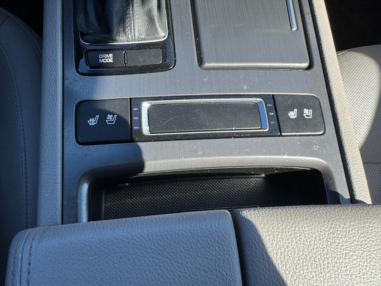 Hyundai Genesis 3.8L 2015