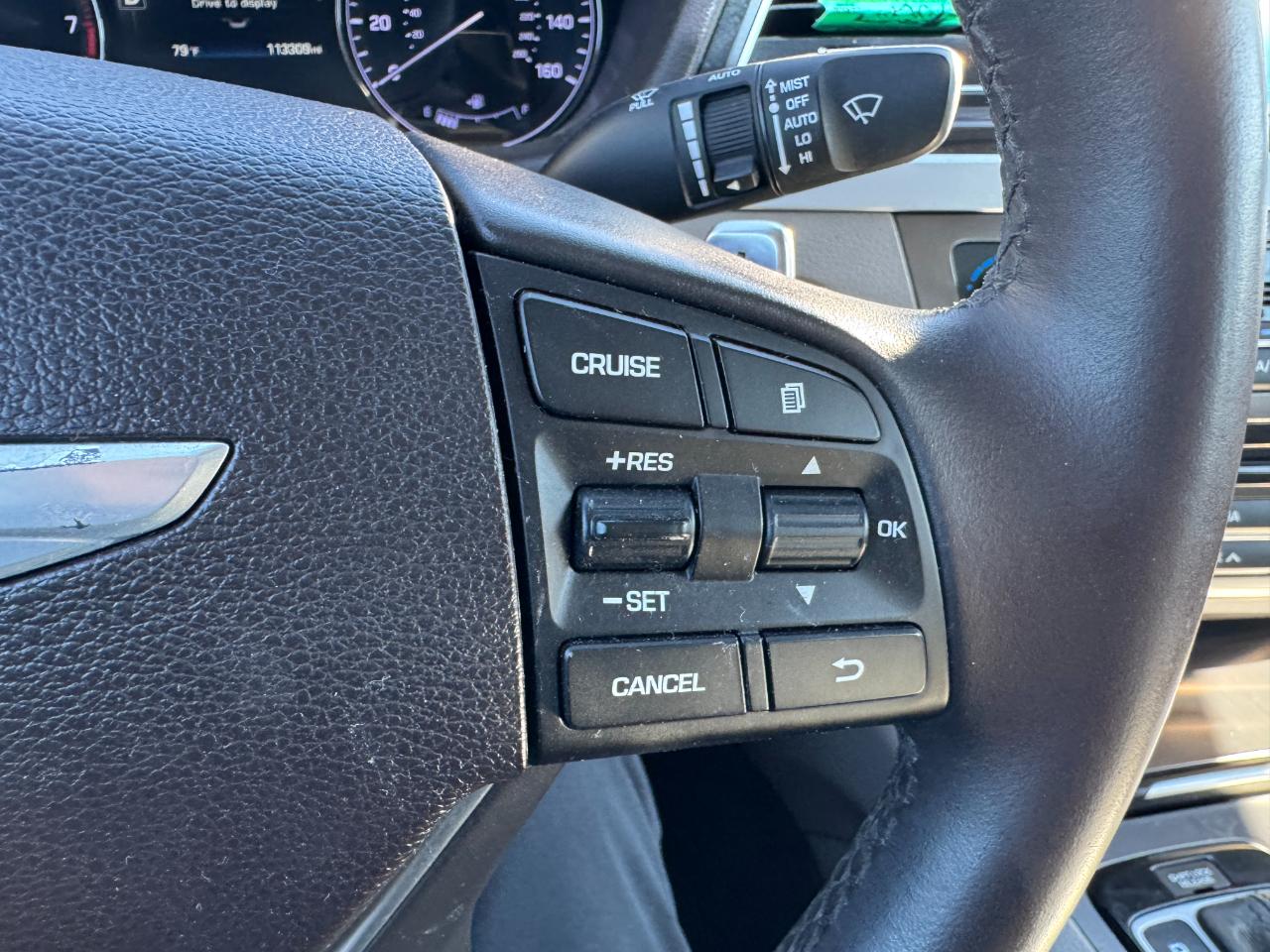 Hyundai Genesis 3.8L 2015