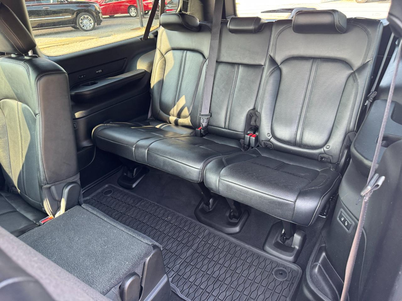 Jeep Wagoneer Series II 2024