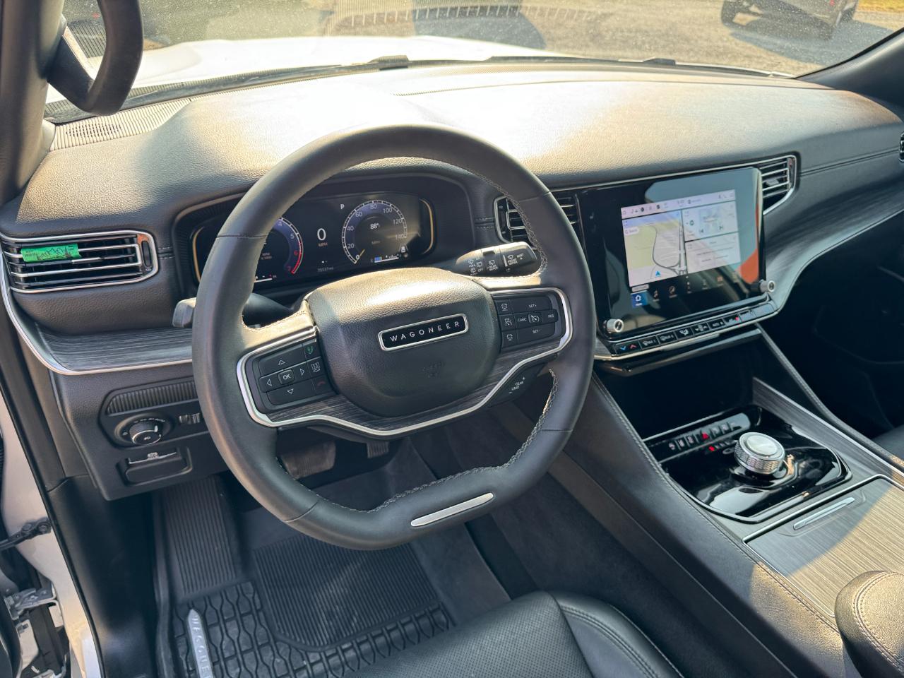 Jeep Wagoneer Series II 2024