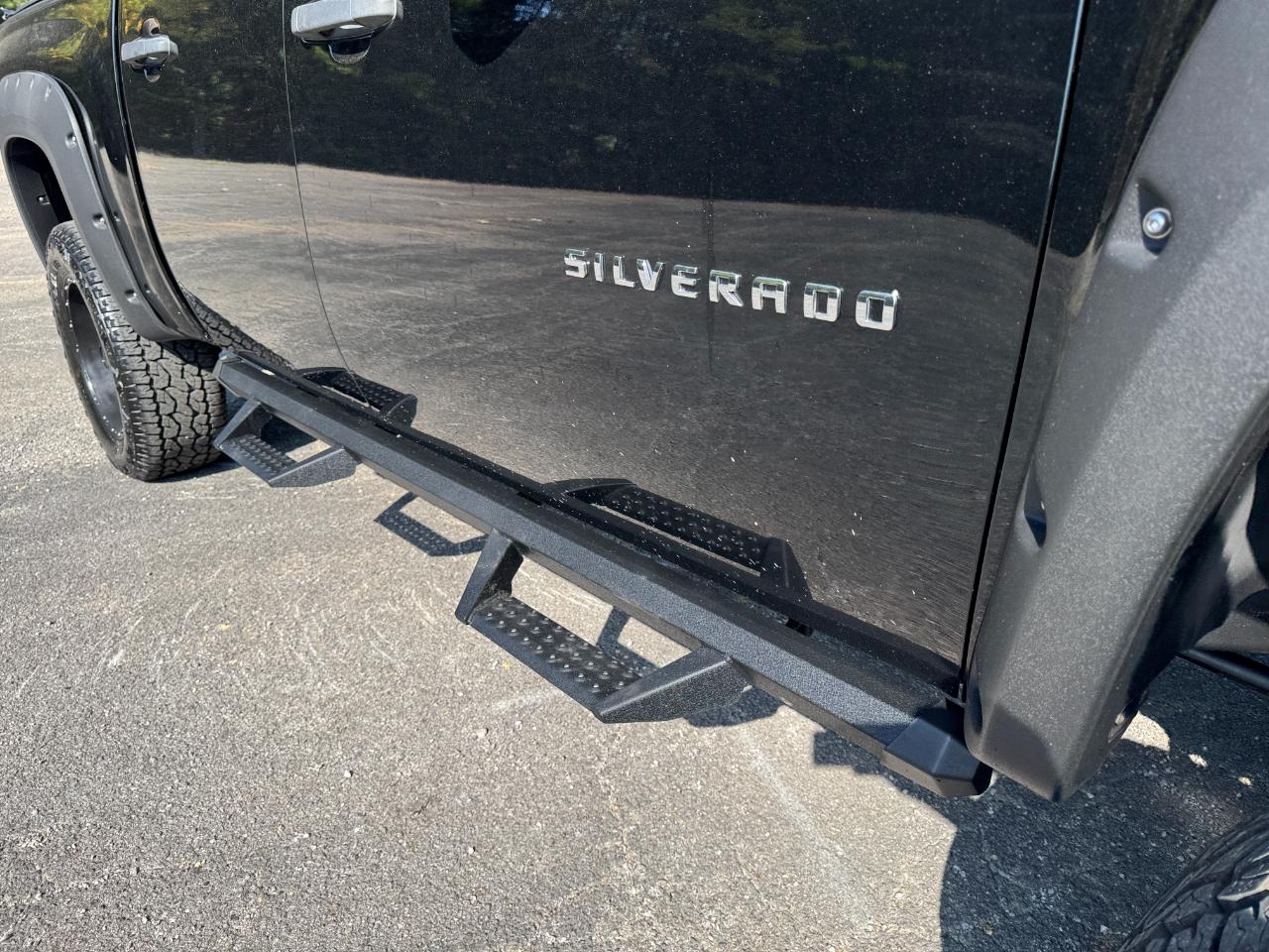 Chevrolet Silverado 1500 LT Crew Cab 4WD 2012