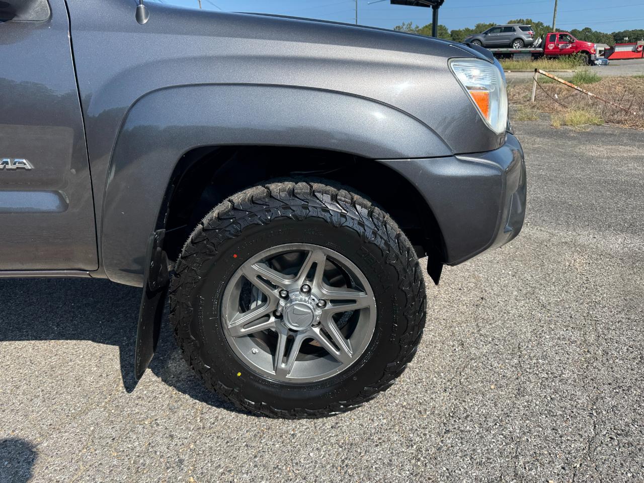 Toyota Tacoma PreRunner Double Cab V6 Auto 2WD 2012