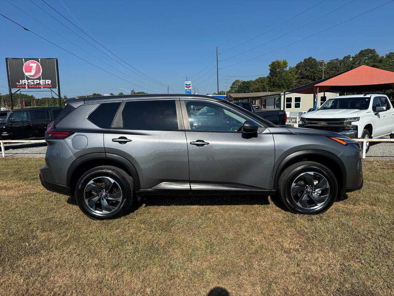Nissan Rogue SV AWD 2025