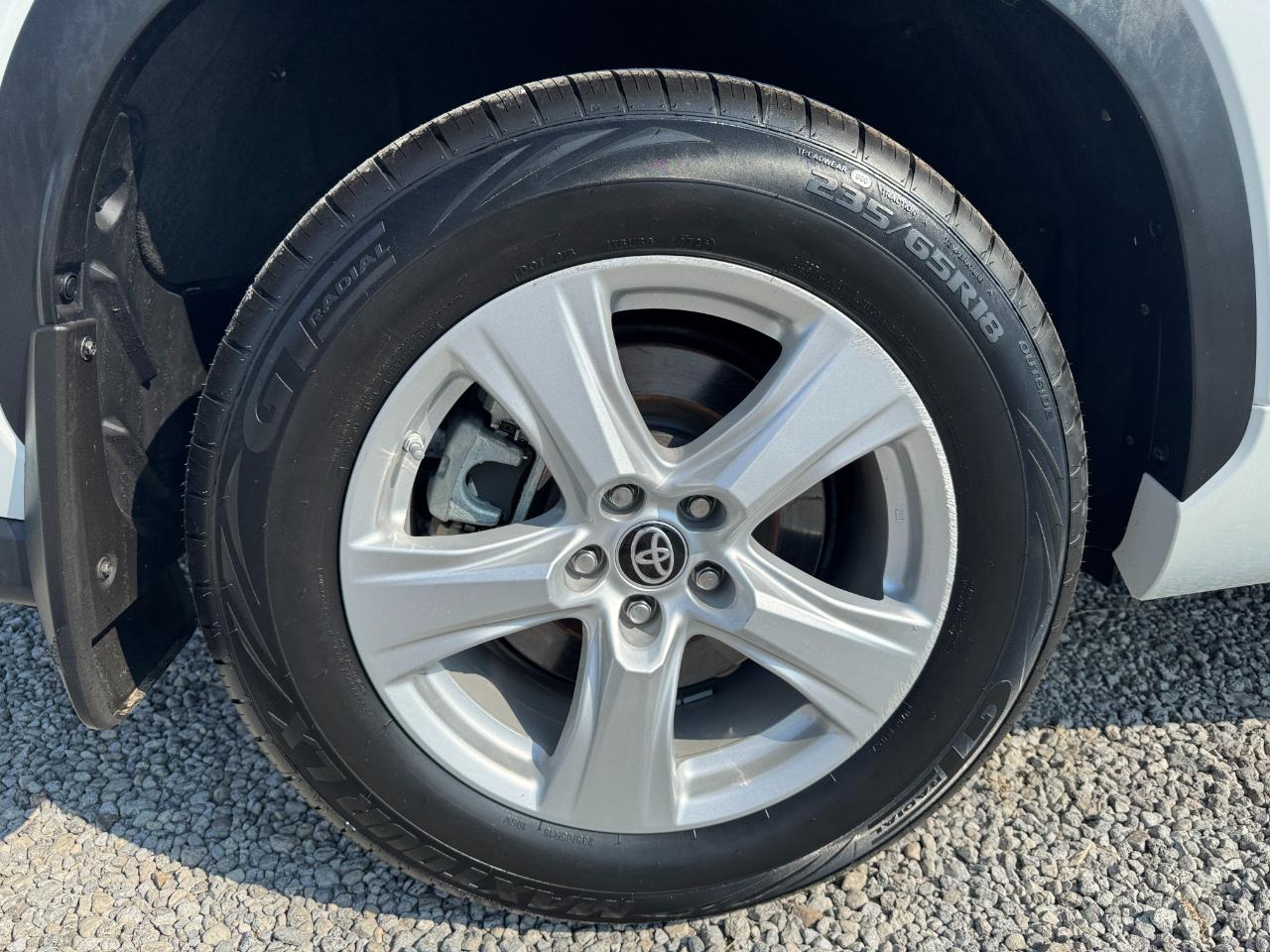 Toyota Highlander LE 2023