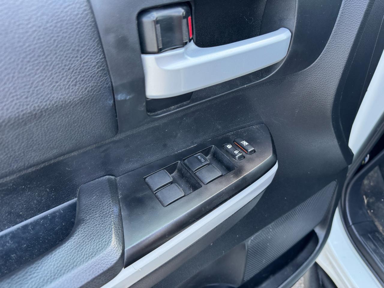 Toyota Tundra SR5 5.7L V8 CrewMax 4WD 2019