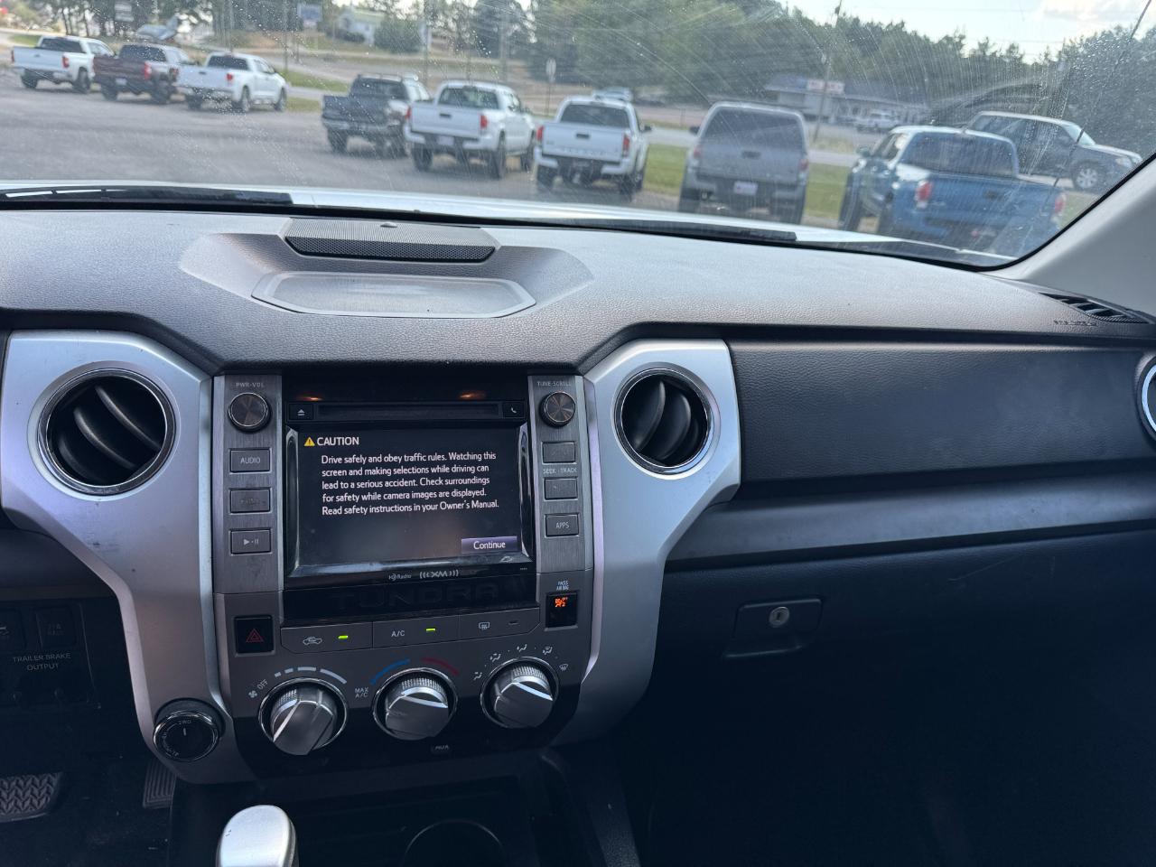 Toyota Tundra SR5 5.7L V8 CrewMax 4WD 2019