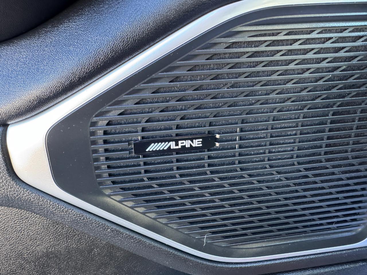Jeep Wagoneer Series III 4WD 2024