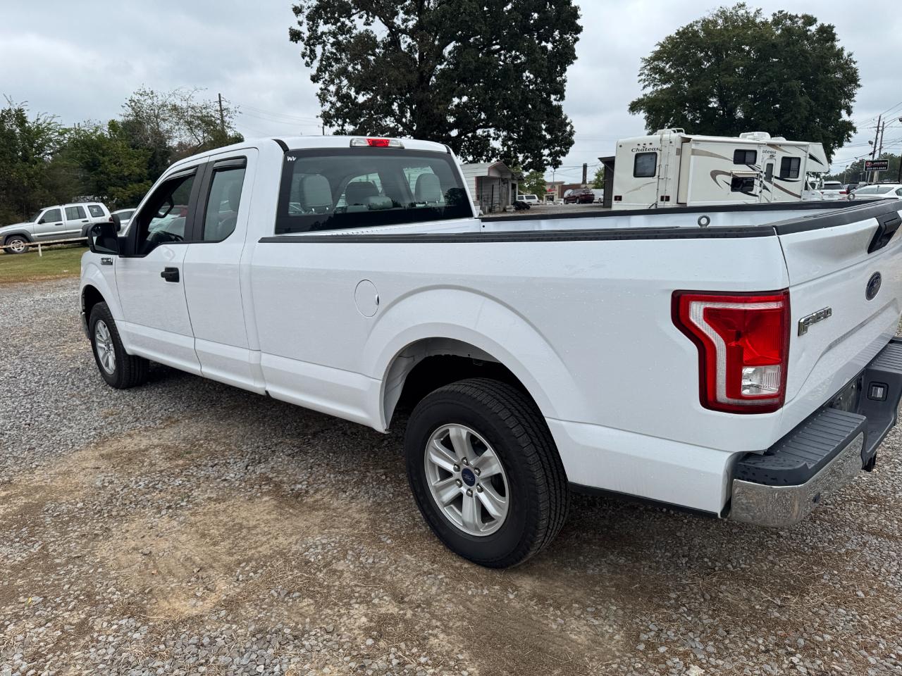 Ford F-150 XL SuperCab 8-ft. 2WD 2017