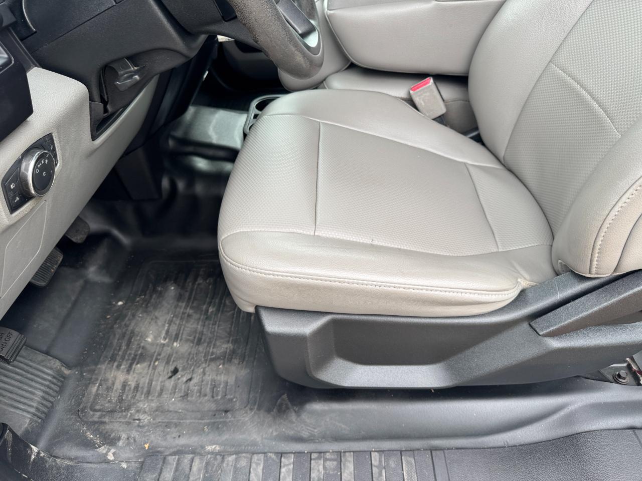 Ford F-150 XL SuperCab 8-ft. 2WD 2017