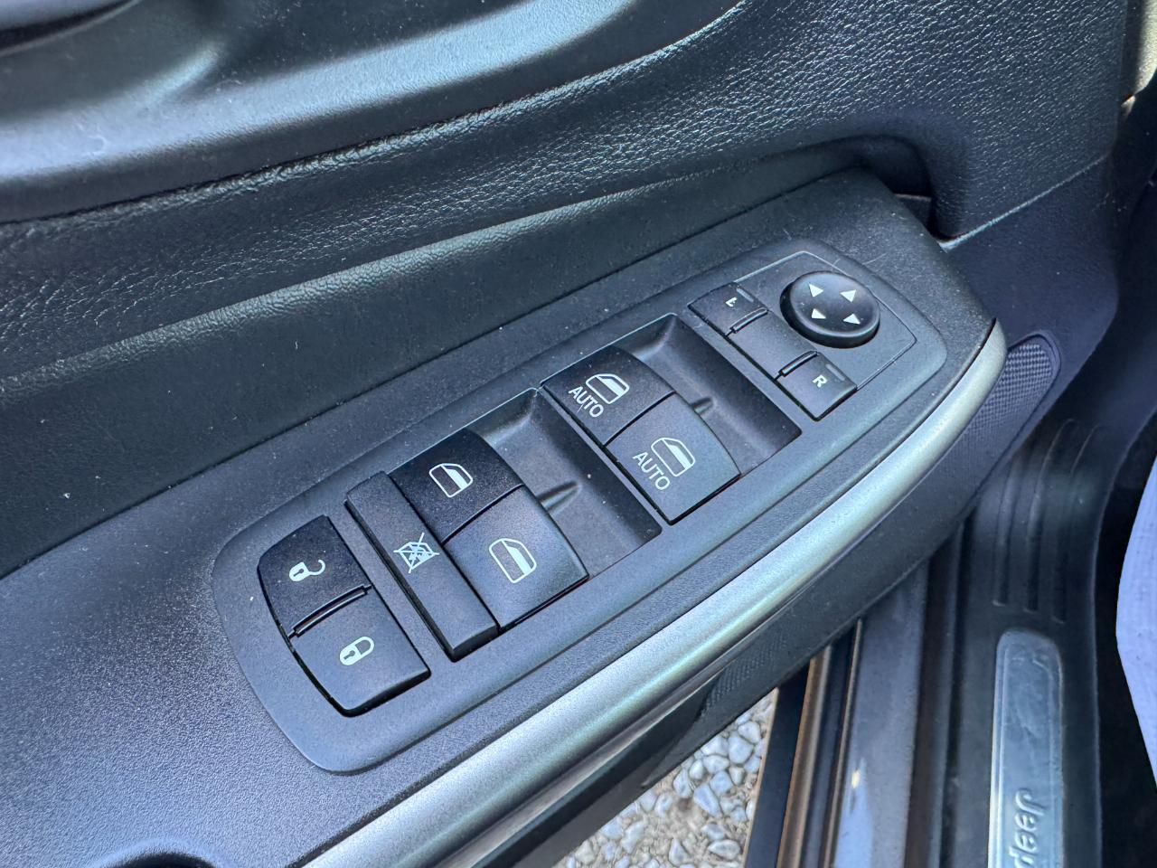Jeep Cherokee Limited 4WD 2020