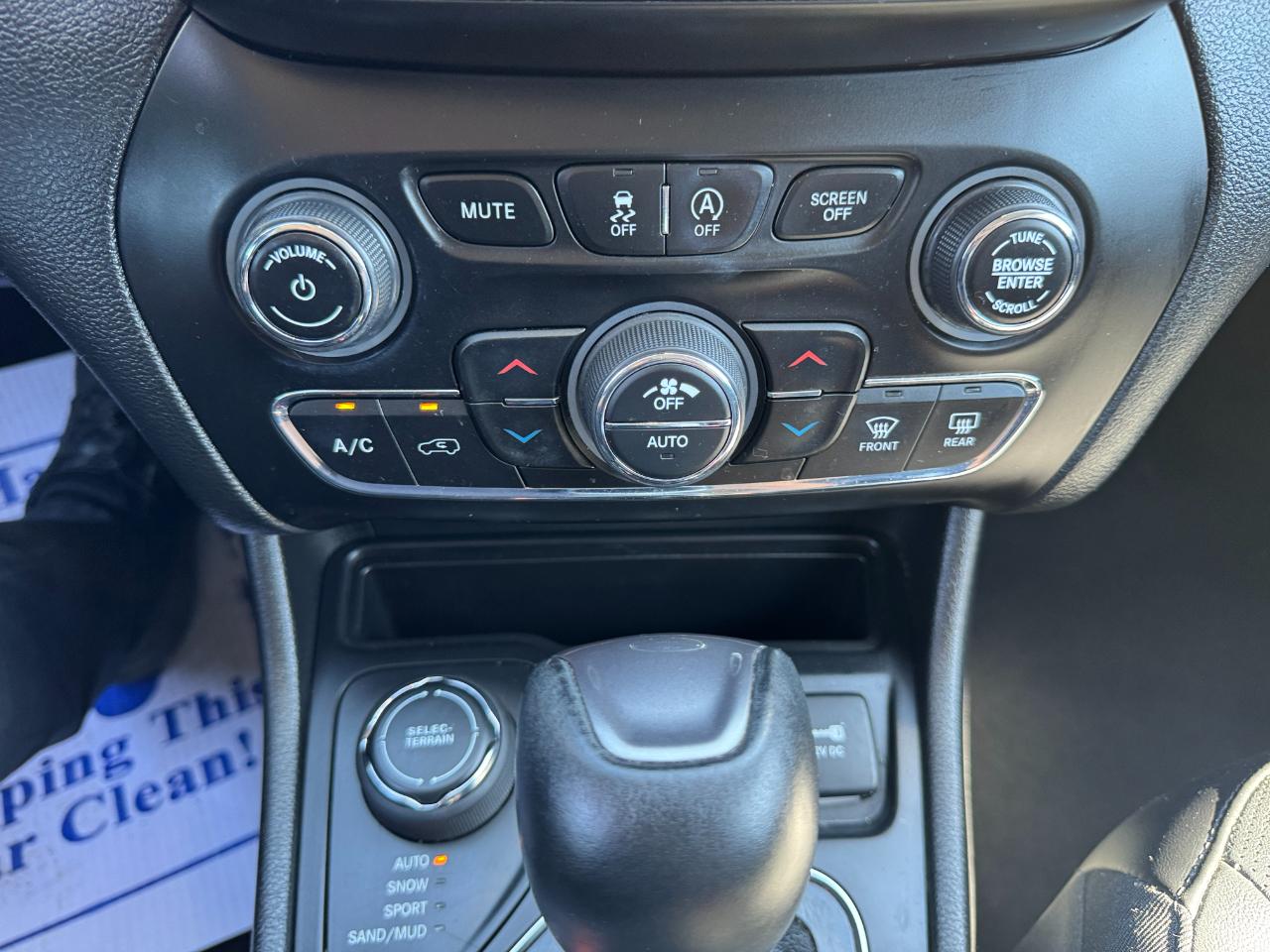 Jeep Cherokee Limited 4WD 2020