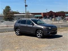 2020 Jeep Cherokee 