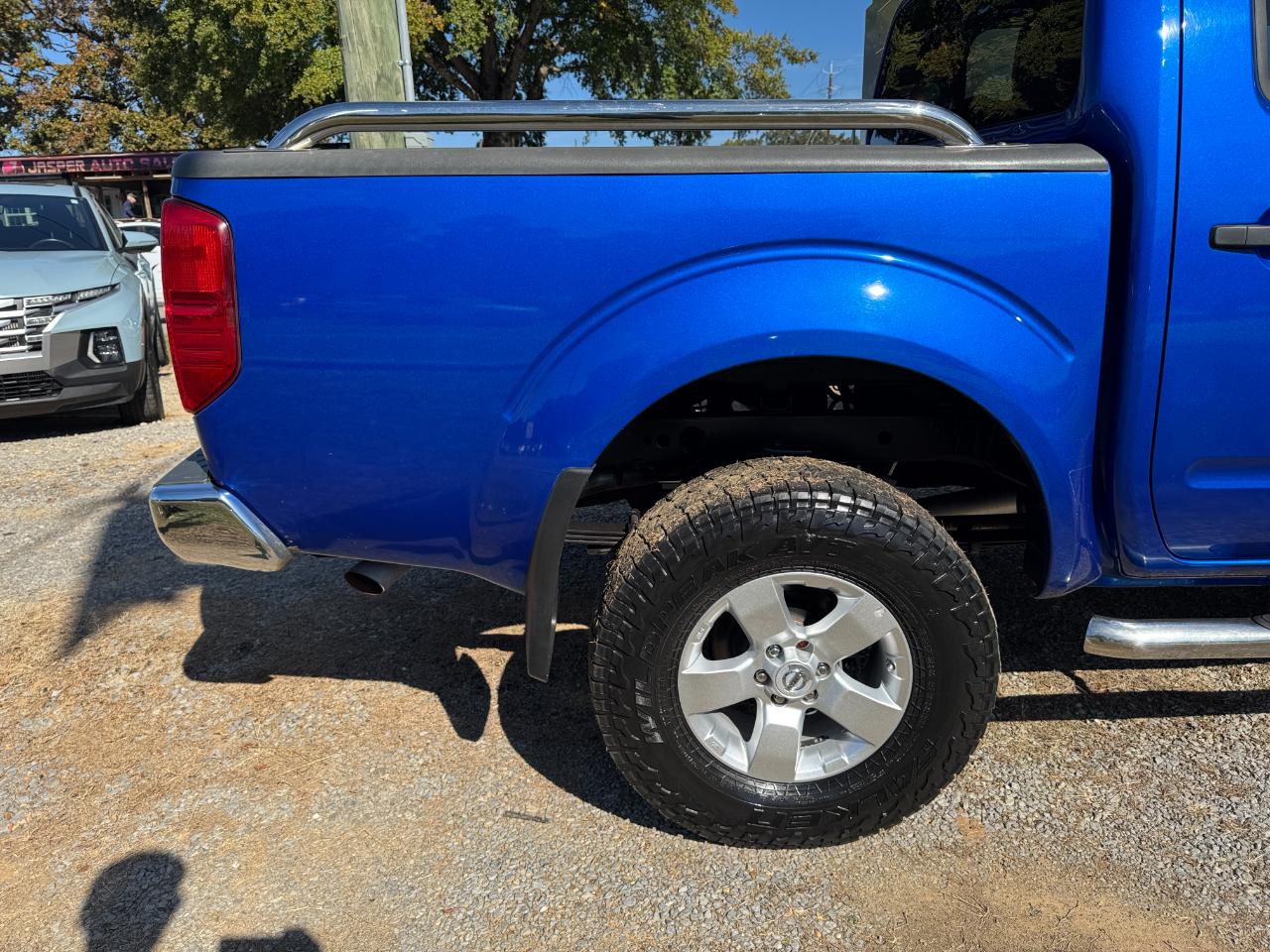 Nissan Frontier SV Crew Cab 4WD 2012