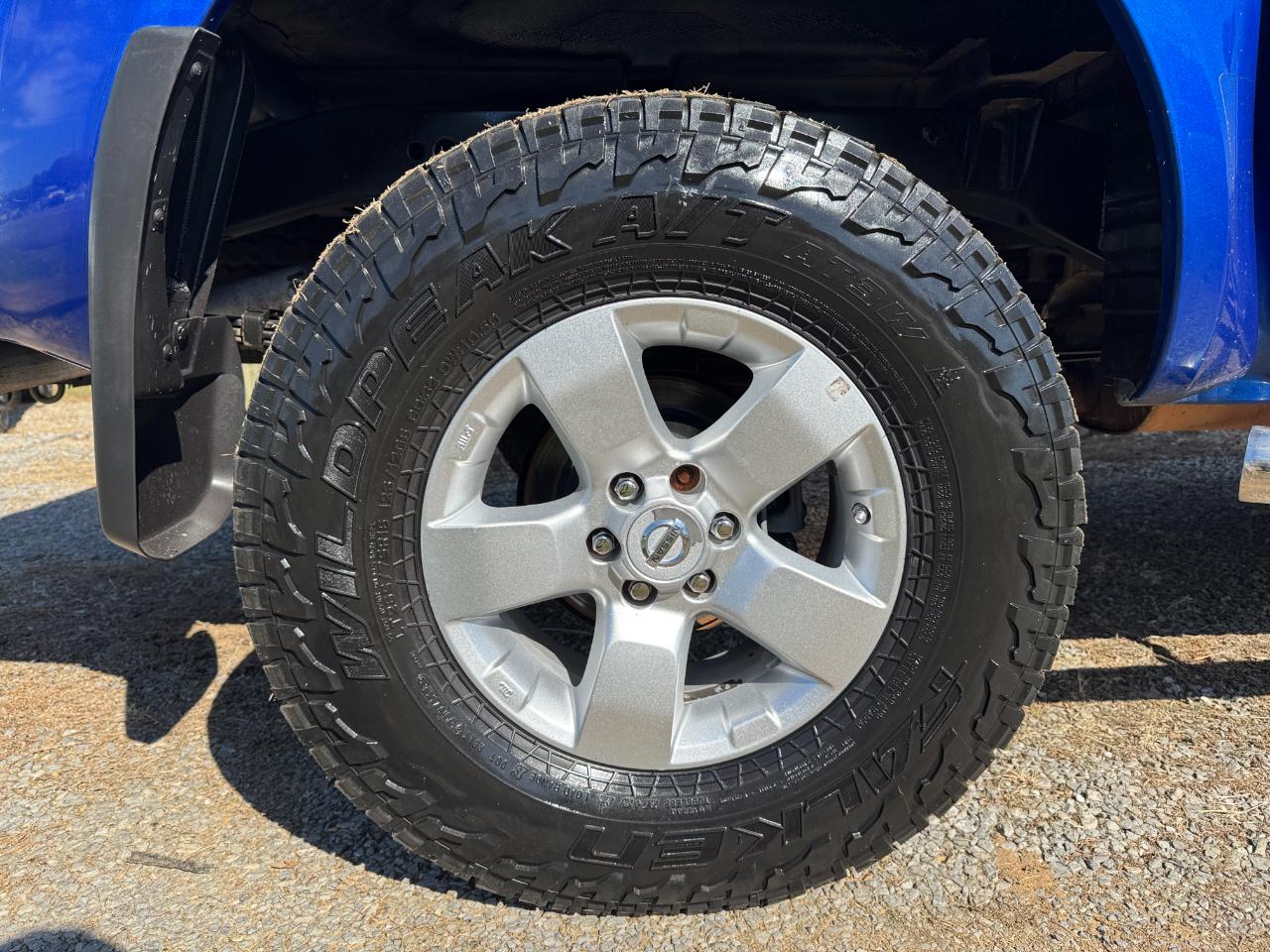 Nissan Frontier SV Crew Cab 4WD 2012