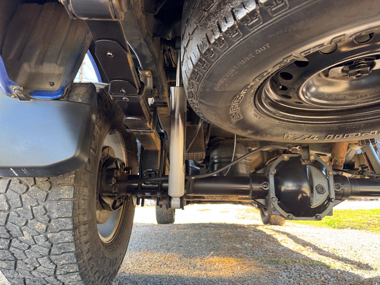 Nissan Frontier SV Crew Cab 4WD 2012