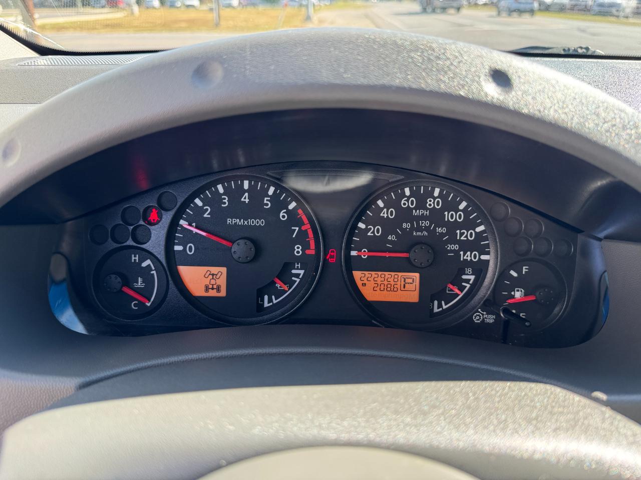 Nissan Frontier SV Crew Cab 4WD 2012