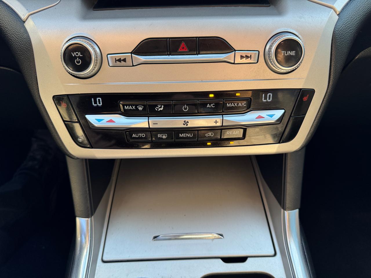 Ford Explorer XLT 2021