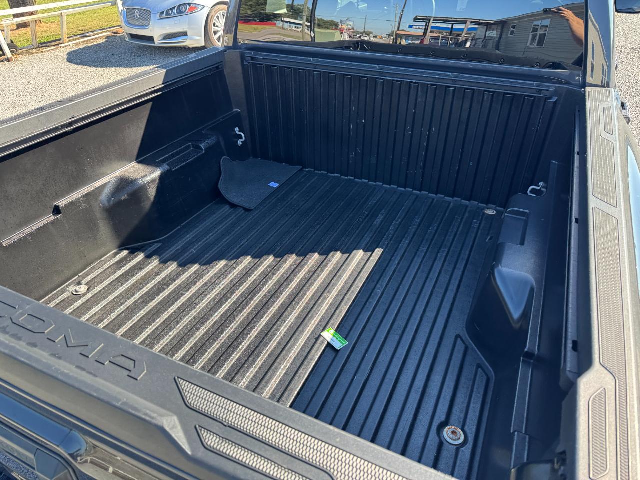 Toyota Tacoma SR5 Double Cab 2WD 2024