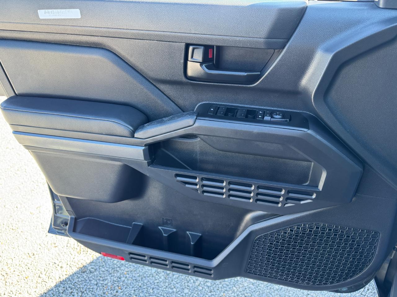Toyota Tacoma SR5 Double Cab 2WD 2024