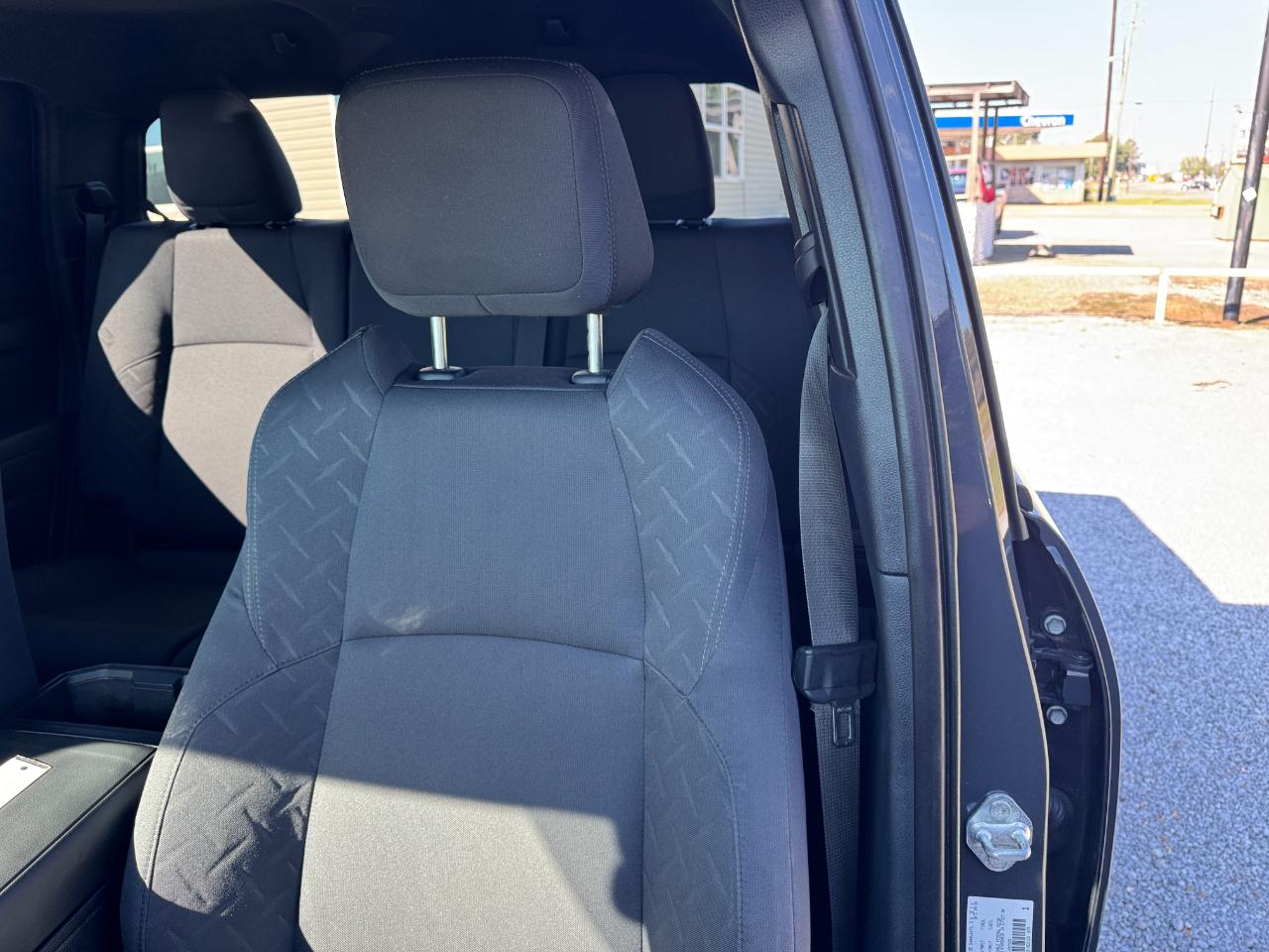 Toyota Tacoma SR5 Double Cab 2WD 2024