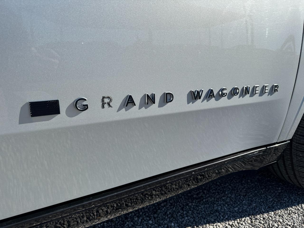 Jeep Grand Wagoneer Series II 4WD 2024